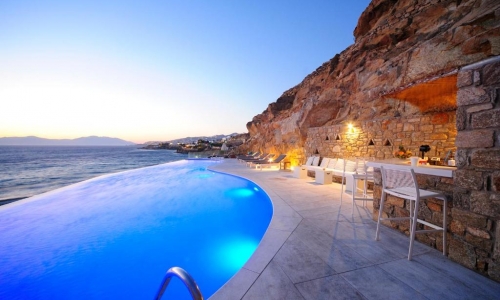 Mykonos Beach Hotel, karpaten.md