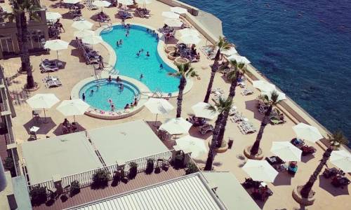 Cavalieri Art Hotel, karpaten.md