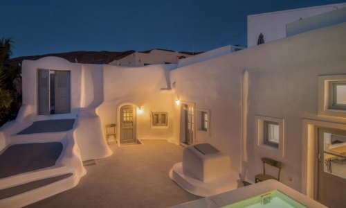 Aqua Serenity Santorini Luxury Suites, karpaten.md, 2