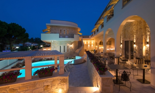 Neikos Luxury Suites, karpaten.md