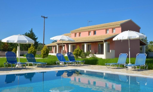 Megali Luxuries, karpaten.md