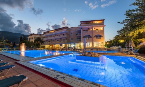 Koukounaria Hotel and Suites, karpaten.md