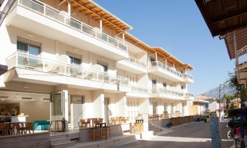 Hotel Grand TheoNi, karpaten.md