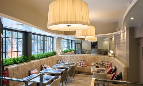 Hotel Catalonia Castellnou, karpaten.md, 2