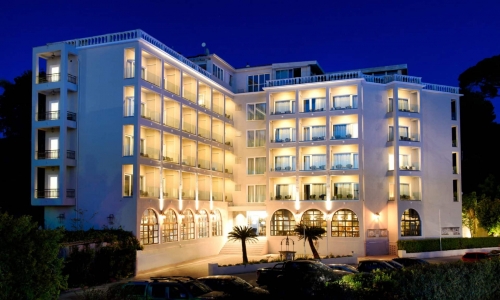 Hotel The Royal Grand, karpaten.md