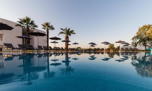 Mythic Summer Hotel, karpaten.md, 2
