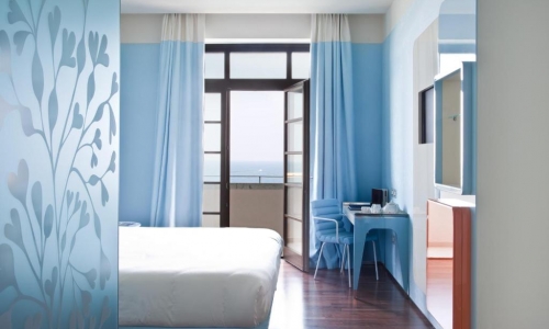 JR Hotels Bari Grande Albergo delle Nazioni, karpaten.md, 2