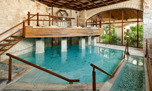 Una Hotel Regina Bari, karpaten.md, 2