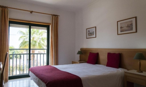 Plaza Real Aparthotel, karpaten.md, 2