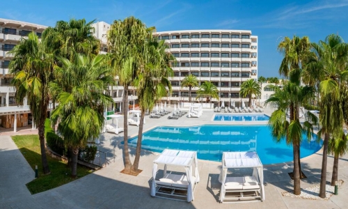 Innside by Melia Alcudia, karpaten.md, 2