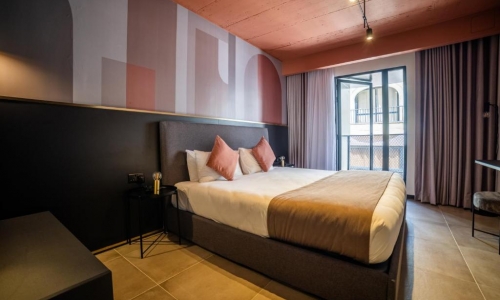 Hotel Eleven by Warren Collection, karpaten.md