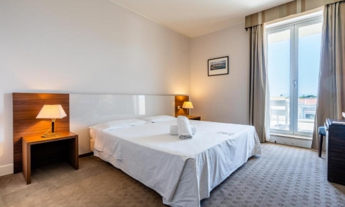 Hotel Capo Peloro, karpaten.md, 2