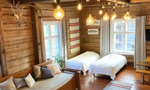 LAURI Historical Log House Manor, karpaten.md, 2