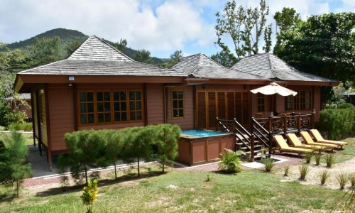 Hotel Heliconia Grove, karpaten.md