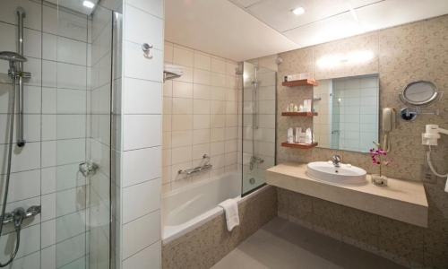 Hotel City Seasons Al Hamra, karpaten.md, 2