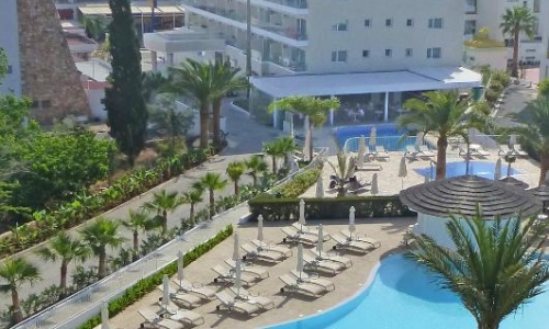 Sunrise Gardens Aparthotel, karpaten.md