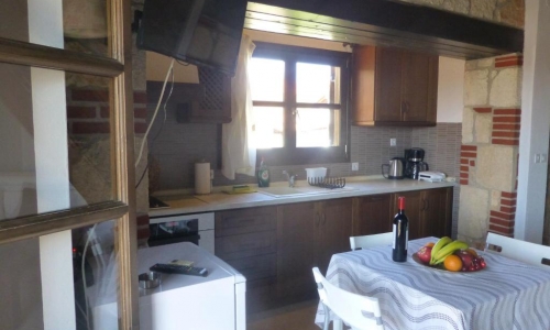 Pavloudis Apartments, karpaten.md, 2
