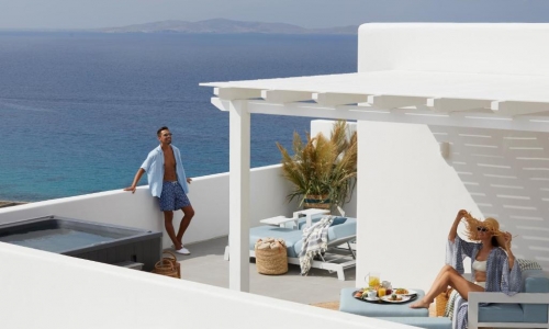 Epic Blue Mykonos, karpaten.md