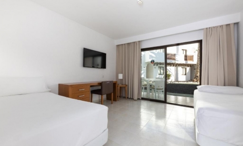 Apartamentos Hesperia Bristol Playa, karpaten.md, 2