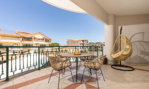 Koukos Loft Apartments, karpaten.md