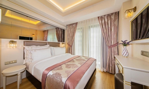 Grand Naki Hotel, karpaten.md, 2