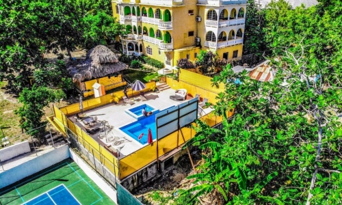 Hotel Rooms & Suites Takuma Boutique, karpaten.md
