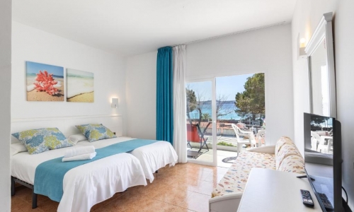 Hostal Neptuno Paguera, karpaten.md, 2