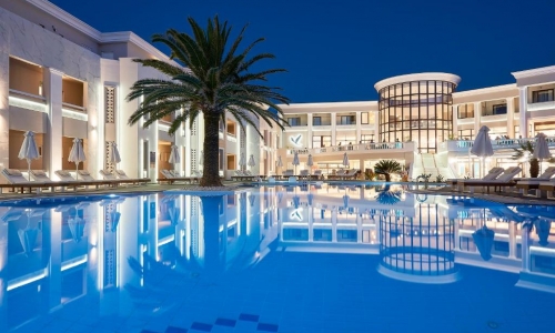 Mythos Palace Resort & Spa, karpaten.md